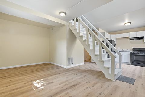 Tiny photo for 42432 N Lake Avenue, Antioch, IL 60002 (MLS # 12475021)