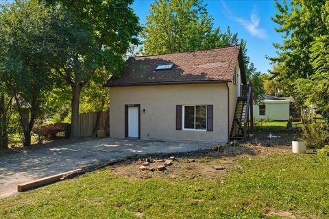 Tiny photo for 42432 N Lake Avenue, Antioch, IL 60002 (MLS # 12475021)