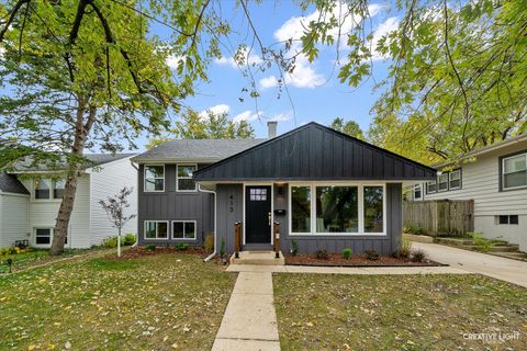 A home in Glen Ellyn