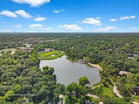 A home in Glen Ellyn