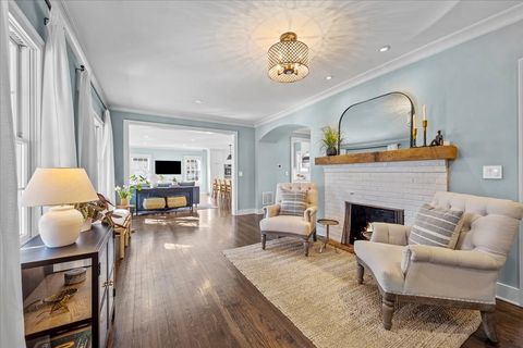 Tiny photo for 111 Park Avenue, Wilmette, IL 60091 (MLS # 12587622)