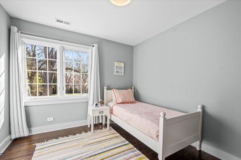 Tiny photo for 111 Park Avenue, Wilmette, IL 60091 (MLS # 12587622)