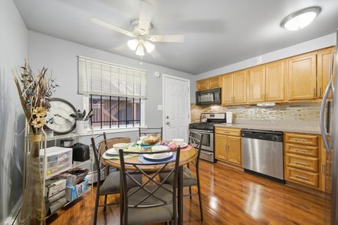 Tiny photo for 6950 S CREGIER Avenue #I, Chicago, IL 60649 (MLS # 12632142)