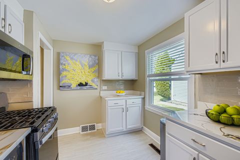 Tiny photo for 2749 Scott Street, Franklin Park, IL 60131 (MLS # 12502870)