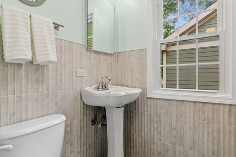 Tiny photo for 7049 N Moselle Avenue, Chicago, IL 60646 (MLS # 12762673)
