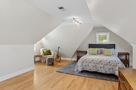 Tiny photo for 7049 N Moselle Avenue, Chicago, IL 60646 (MLS # 12762673)
