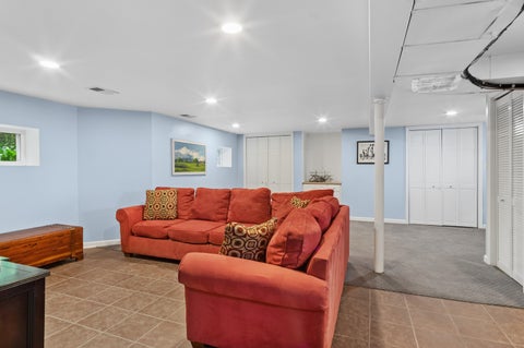 Tiny photo for 7049 N Moselle Avenue, Chicago, IL 60646 (MLS # 12762673)