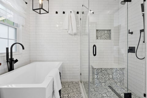 Tiny photo for 7049 N Moselle Avenue, Chicago, IL 60646 (MLS # 12762673)