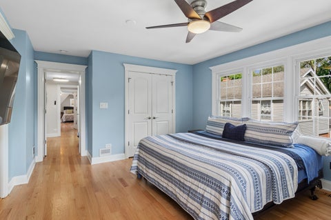 Tiny photo for 7049 N Moselle Avenue, Chicago, IL 60646 (MLS # 12762673)