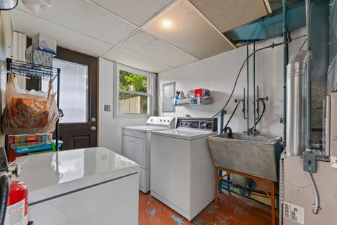 Tiny photo for 381 N 4th Avenue #B, Des Plaines, IL 60016 (MLS # 12603064)