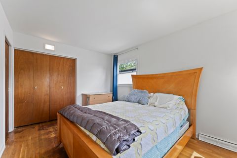 Tiny photo for 381 N 4th Avenue #B, Des Plaines, IL 60016 (MLS # 12603064)