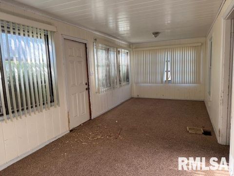 Tiny photo for 1112 McHaney Road, Harrisburg, IL 62946 (MLS # EB460768)