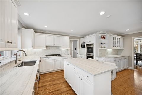 Tiny photo for 2551 Hybernia Drive, Highland Park, IL 60035 (MLS # 12569728)