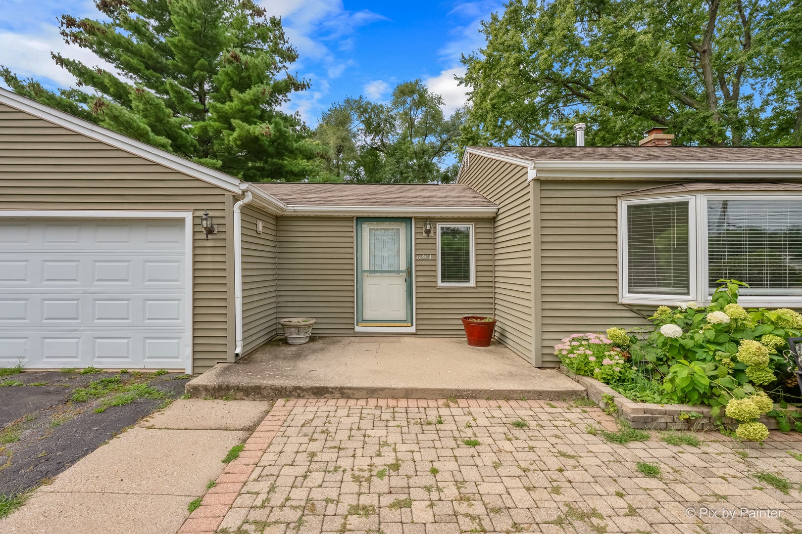 6301 Robert Road