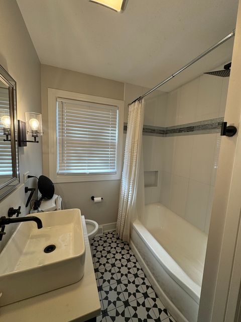 Tiny photo for 5920 Chicago Avenue, Berkeley, IL 60163 (MLS # 12504971)