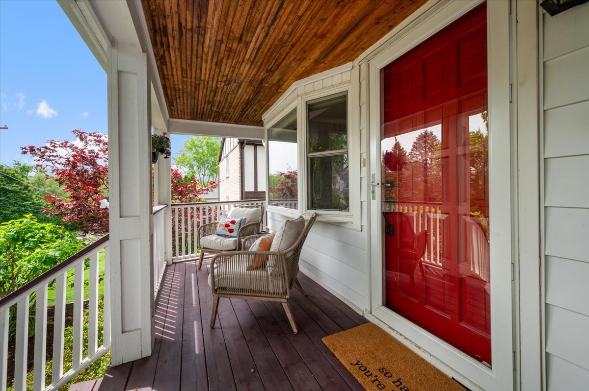 328 Ashland Avenue
