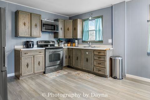 Tiny photo for 410 E Main Street, Ashkum, IL 60911 (MLS # 12543035)