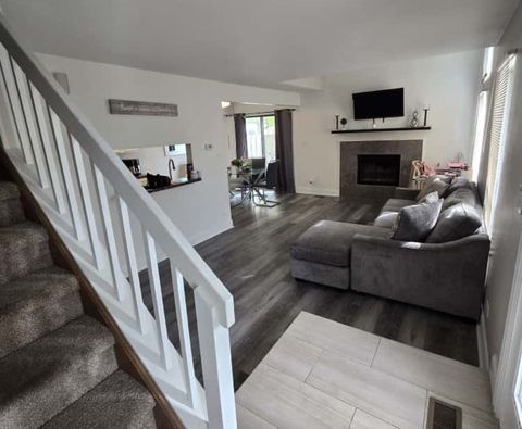 Tiny photo for 216 WHITEWOOD Drive, Streamwood, IL 60107 (MLS # 12580462)