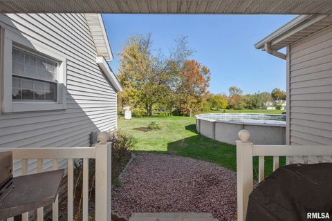 Tiny photo for 104 E LOCUST Street, Galatia, IL 62935 (MLS # QC4269192)
