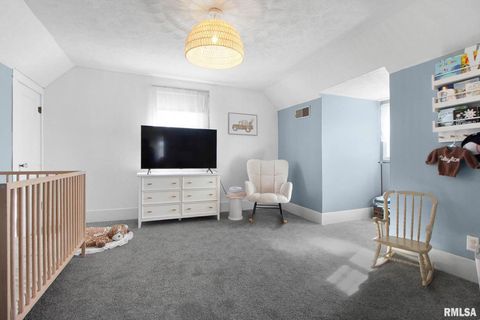 Tiny photo for 104 E LOCUST Street, Galatia, IL 62935 (MLS # QC4269192)