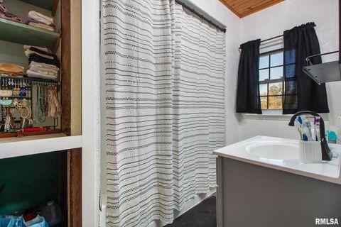 Tiny photo for 104 E LOCUST Street, Galatia, IL 62935 (MLS # QC4269192)