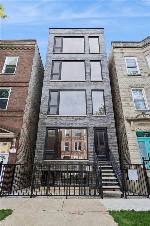 Photo of 1325 N Artesian Avenue #1, Chicago, IL 60622 (MLS # 12492309)