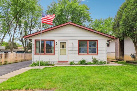 Photo of 1512 Elm Avenue, Round Lake Beach, IL 60073 (MLS # 12651208)