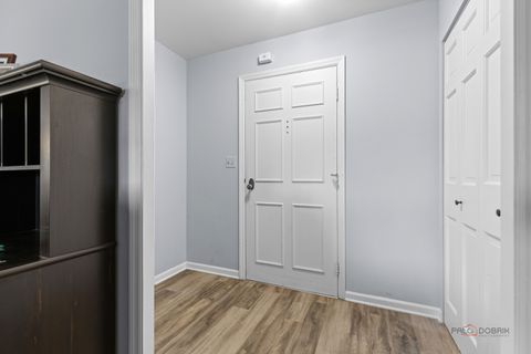 Tiny photo for 3801 Mission Hills Road #209, Northbrook, IL 60062 (MLS # 12596402)