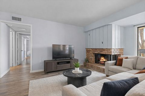 Tiny photo for 3801 Mission Hills Road #209, Northbrook, IL 60062 (MLS # 12596402)