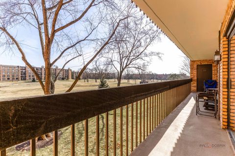 Tiny photo for 3801 Mission Hills Road #209, Northbrook, IL 60062 (MLS # 12596402)