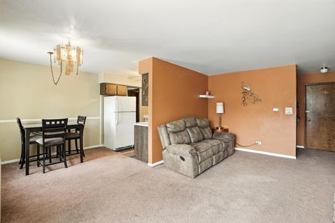 Tiny photo for 18205 Hart Drive #2B, Homewood, IL 60430 (MLS # 12404504)