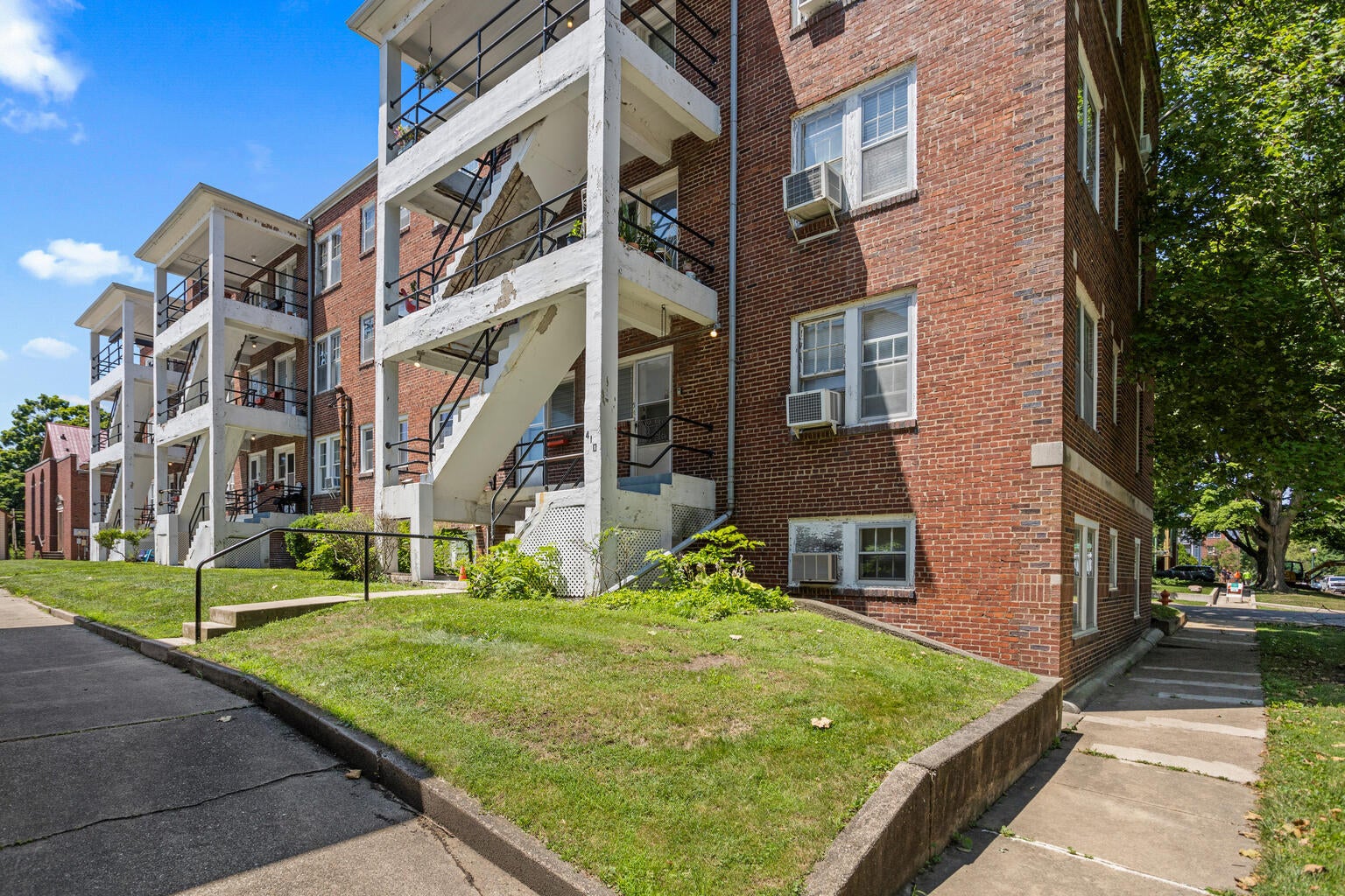 410 N State Street 4
