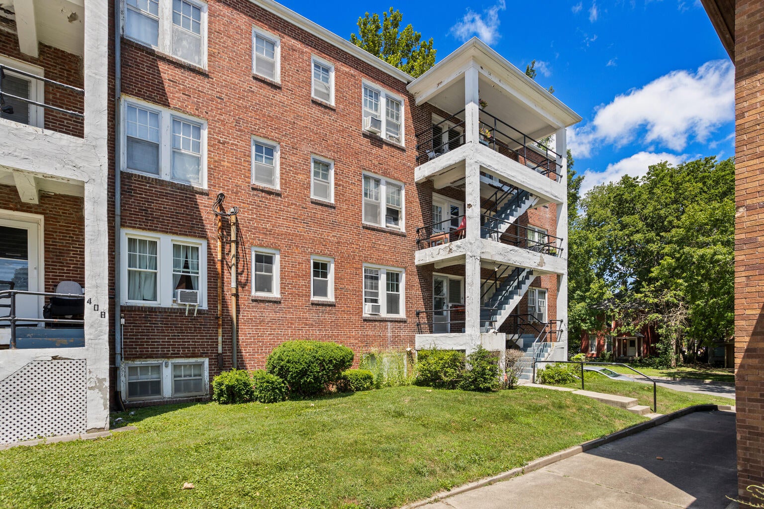 410 N State Street 4