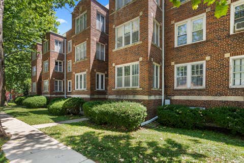 Photo of 410 N State Street #4, Champaign, IL 61820 (MLS # 12695934)
