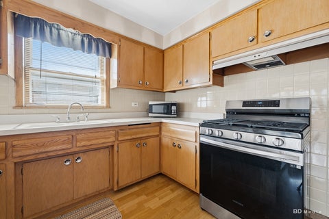 Tiny photo for 9305 Major Avenue, Oak Lawn, IL 60453 (MLS # 12765405)