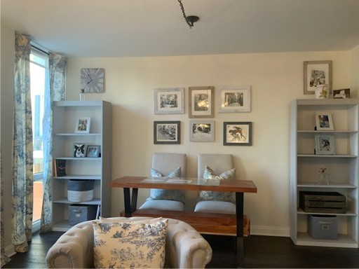 111 E Chestnut Street 19B