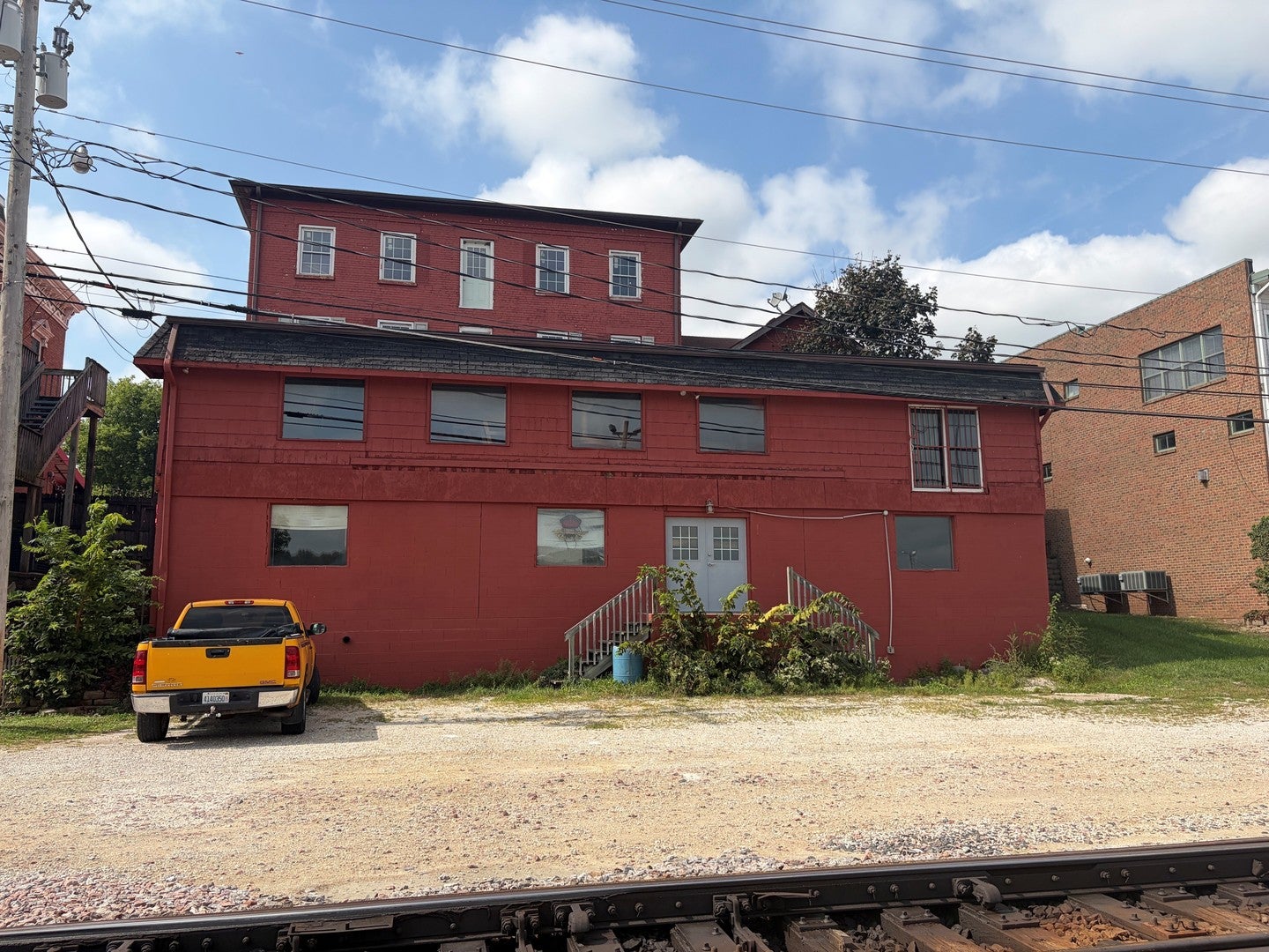 203 N Cody Road