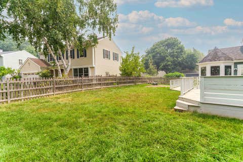 Tiny photo for 45 Monterey Drive, Vernon Hills, IL 60061 (MLS # 12704398)