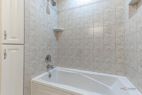 Tiny photo for 45 Monterey Drive, Vernon Hills, IL 60061 (MLS # 12704398)