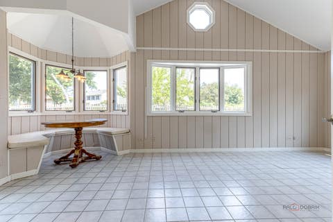 Tiny photo for 45 Monterey Drive, Vernon Hills, IL 60061 (MLS # 12704398)