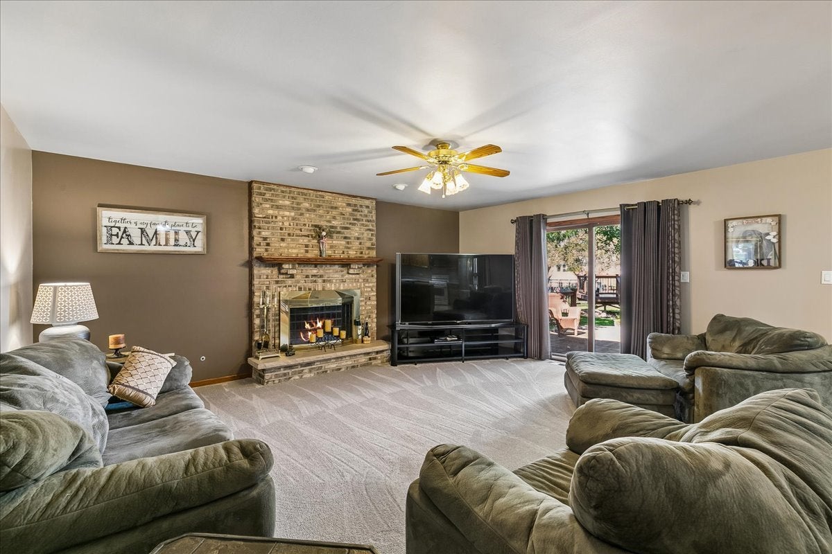 9860 Cambridge Drive