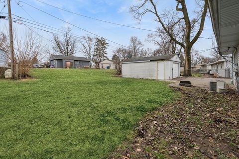 Tiny photo for 59 Wren Road, Carpentersville, IL 60110 (MLS # 12561276)
