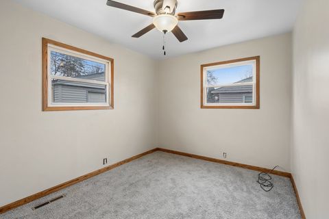 Tiny photo for 59 Wren Road, Carpentersville, IL 60110 (MLS # 12561276)
