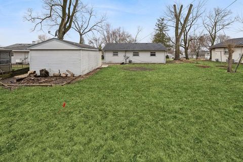 Tiny photo for 59 Wren Road, Carpentersville, IL 60110 (MLS # 12561276)
