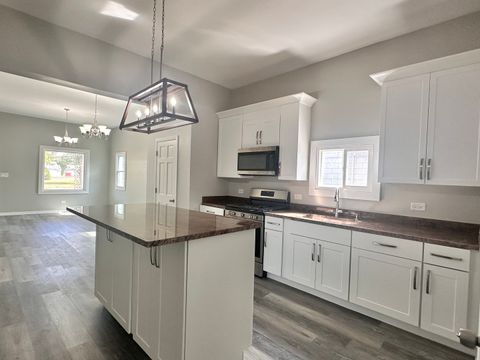 Tiny photo for 910 N Bloomington Street, Streator, IL 61364 (MLS # 12480269)