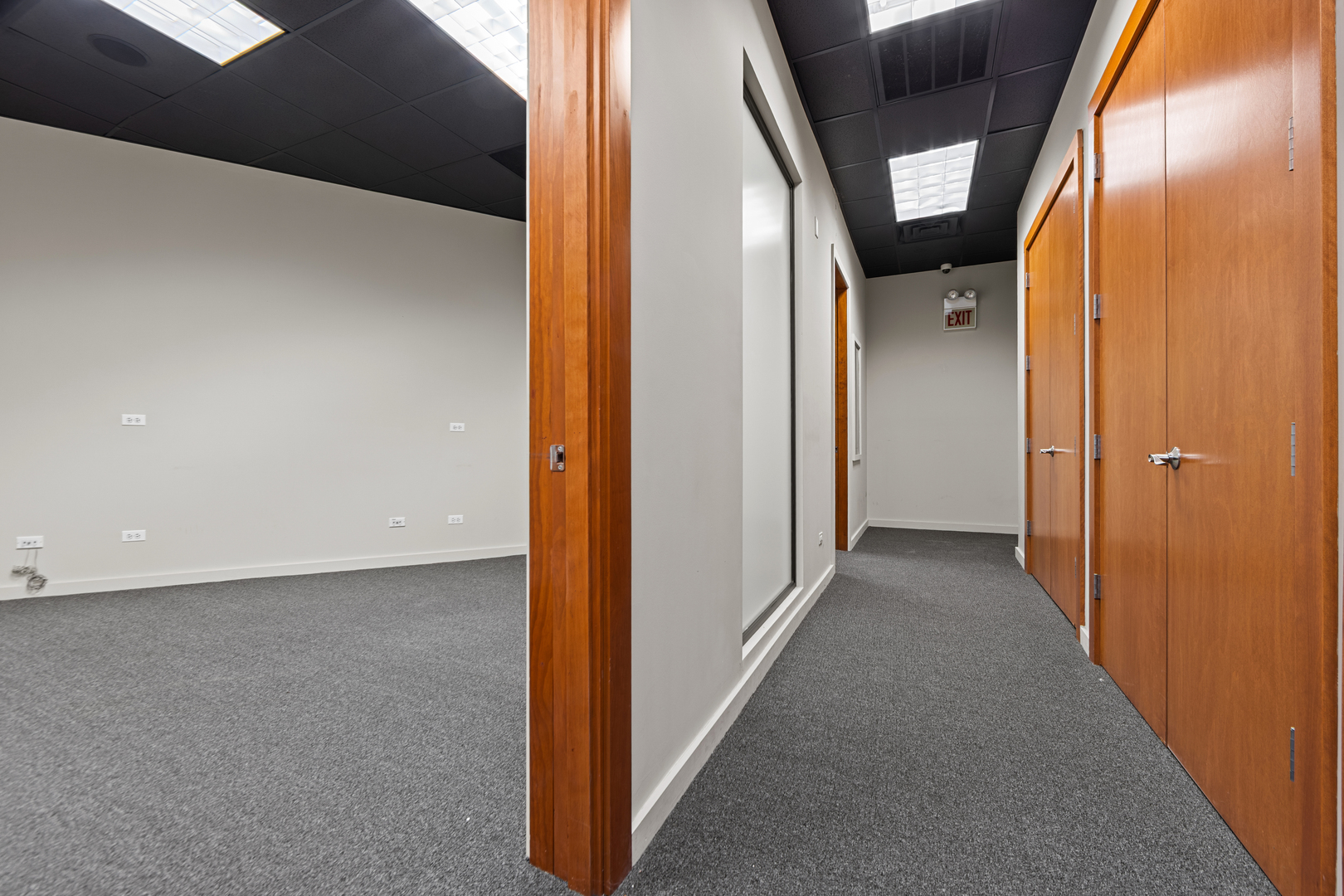 1502 W Chicago Avenue