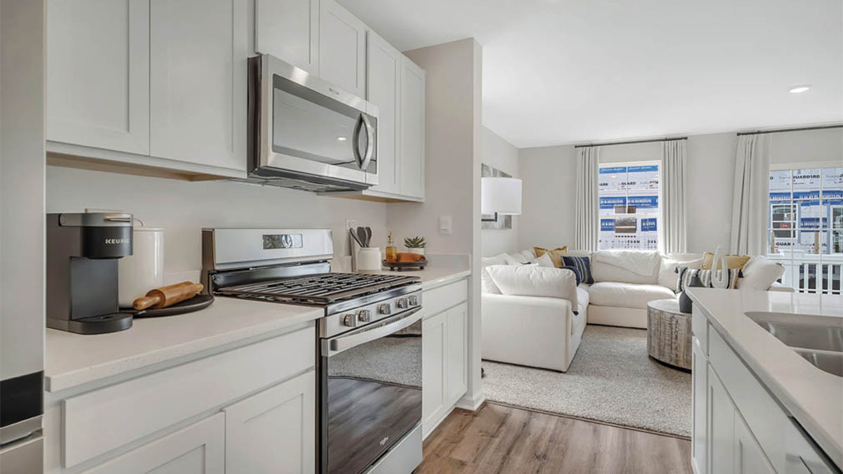 2228 Lakeshore Drive