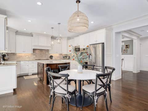 Tiny photo for 4517 Sherwood Avenue, Downers Grove, IL 60515 (MLS # 12729986)