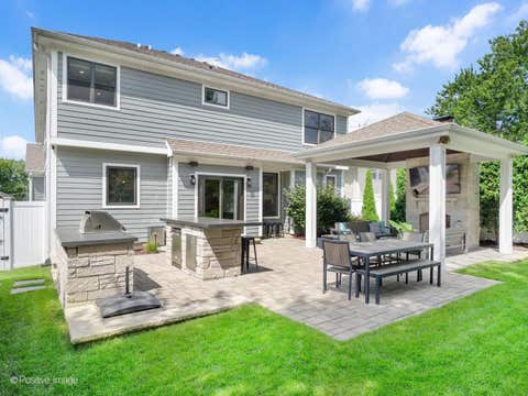 Tiny photo for 4517 Sherwood Avenue, Downers Grove, IL 60515 (MLS # 12729986)