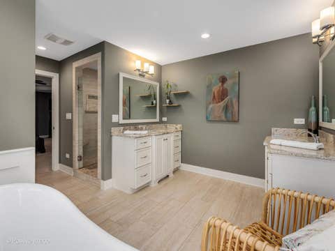 Tiny photo for 4517 Sherwood Avenue, Downers Grove, IL 60515 (MLS # 12729986)